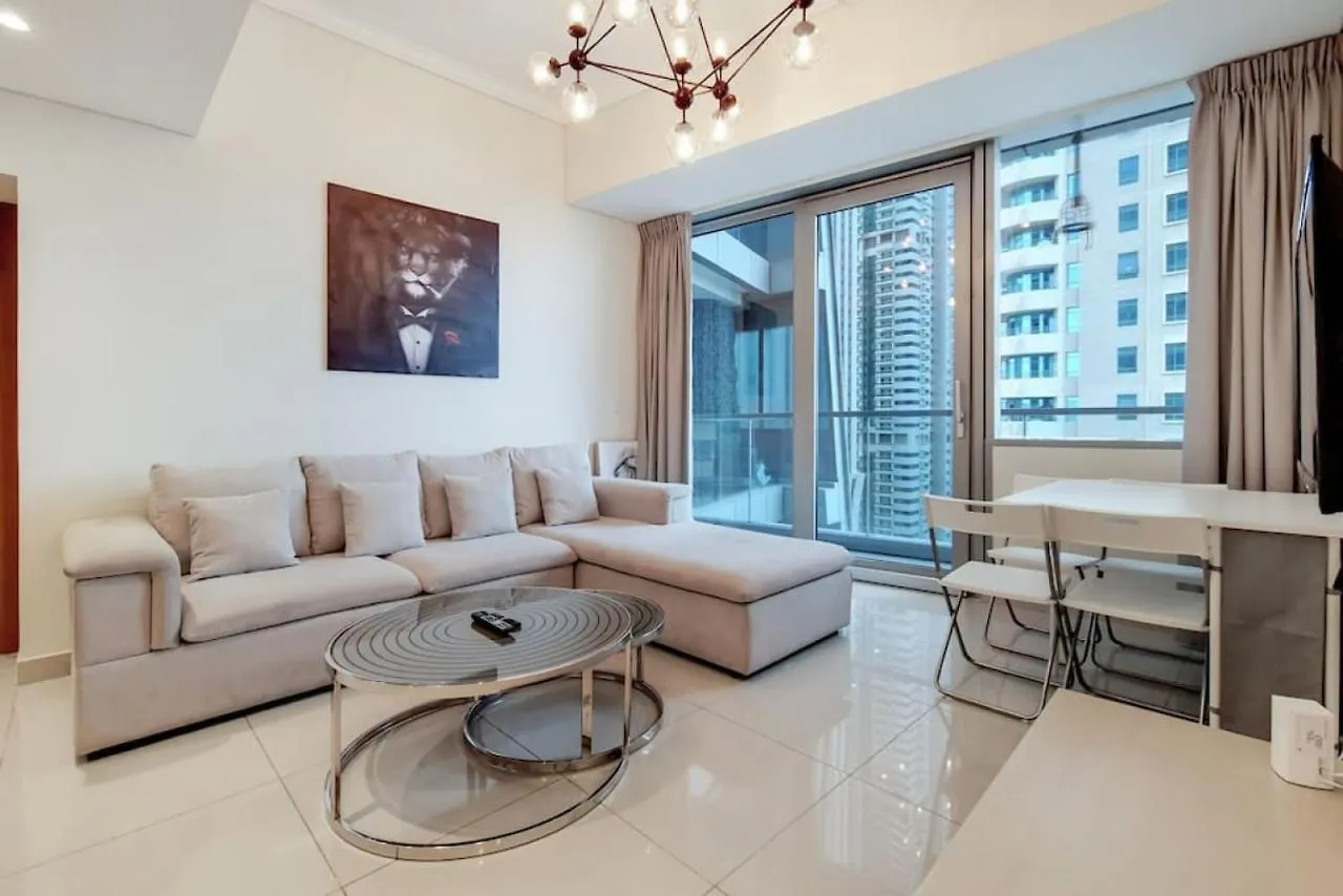 Ocean Heights - Gorgeous Two Bedroom Dubai