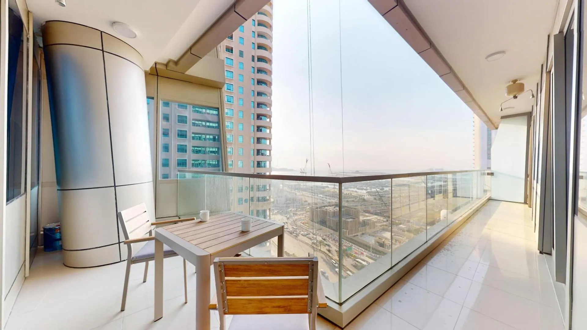 Ocean Heights - Gorgeous Two Bedroom Dubai Lägenhet